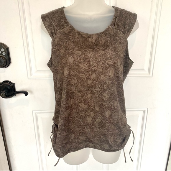 Merrell Top - Picture 3 of 10